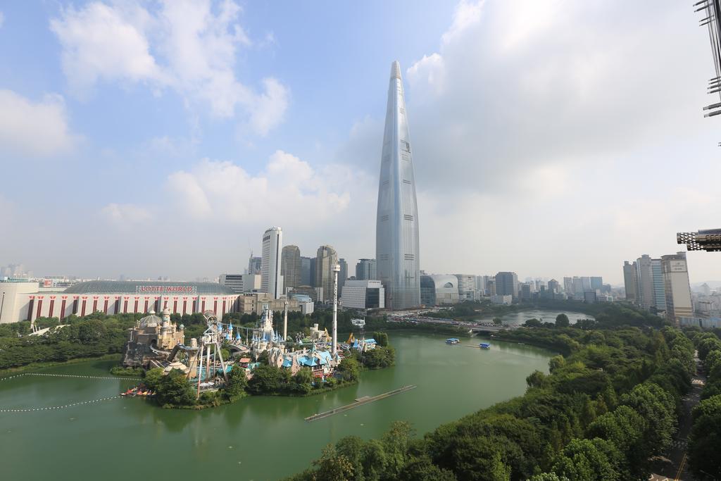 Lotte World Lake View Loft Seoul Exteriör bild